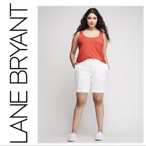 ⬇️$17 Lane Bryant white bermuda shorts plus size B